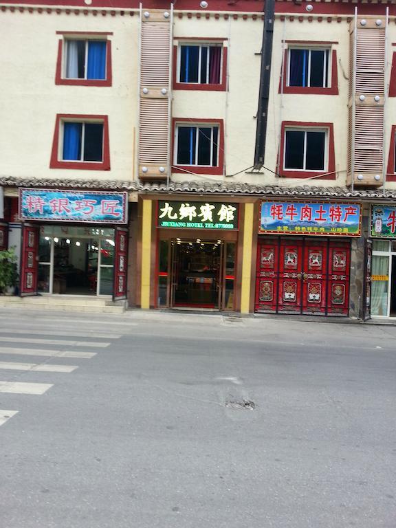 Jiuxiang Hotel Valle del Valle del Jiuzhaigou Esterno foto